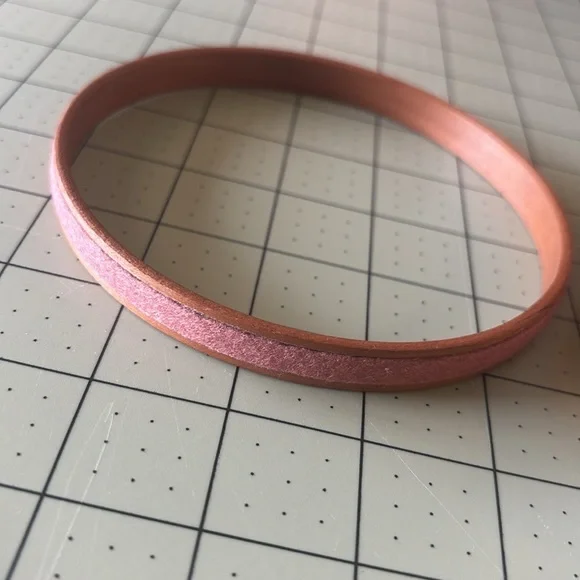 Vintage queen embroidery hoop 5 inch - Picture 3 of 5